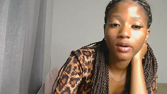 Ballenciaa live sex cam