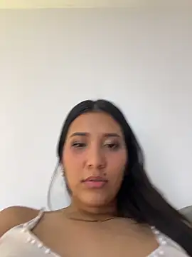 IsabellaJoness_ live sex cam