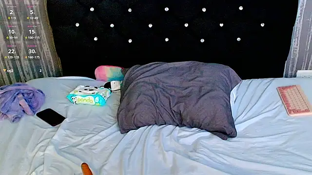 Alicee_Moonn live sex cam