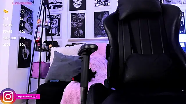 Lexyjoycce live sex cam