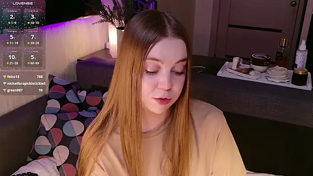 bratwifelina's cam snapshot