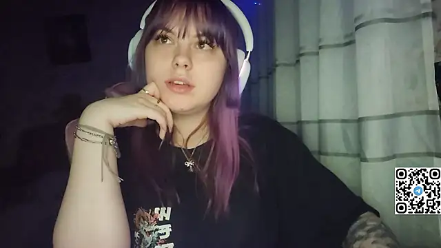 KristiBloom's cam snapshot