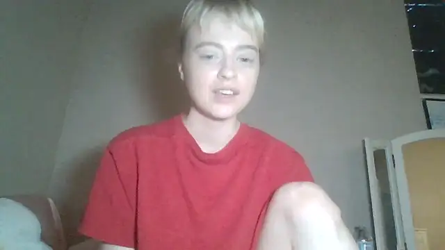 KiwiDreamy1's cam snapshot