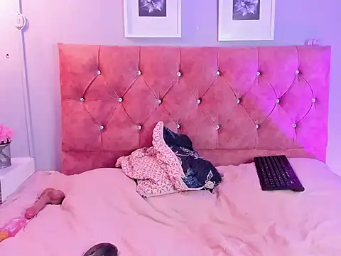 lilirousee's cam snapshot