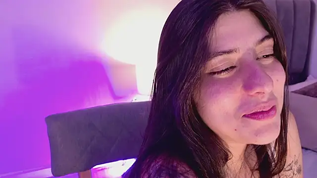 dakotaa__'s cam snapshot