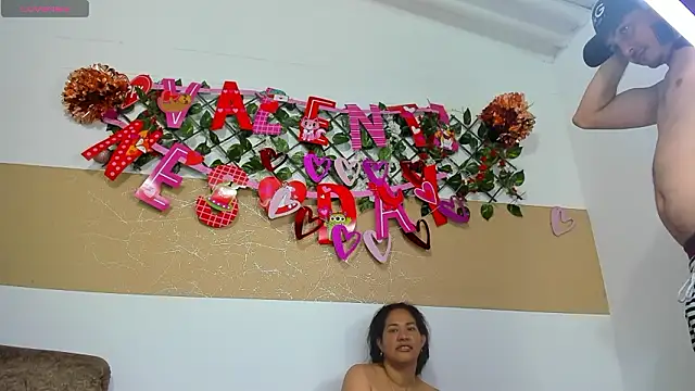 EmmaFox777 live sex cam