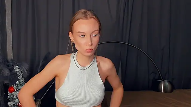 CarmenLipkin's cam snapshot