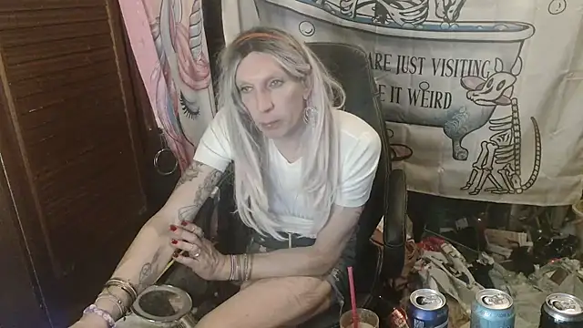 Ombeline1 live sex cam