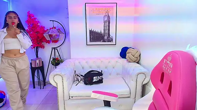 Serena_jackson's cam snapshot