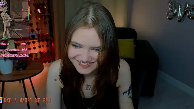 Dilara_xBaby's cam snapshot