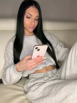 ilariea_girl live sex cam