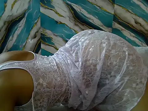 CreamyCupcake_'s cam snapshot