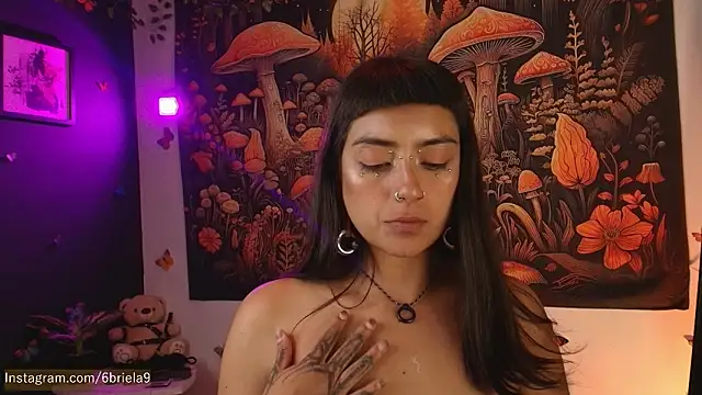 6Briela9_'s cam snapshot