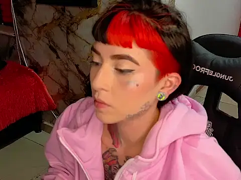 nova_kitttyy's cam snapshot