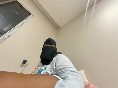 Submissive_Arab live sex cam