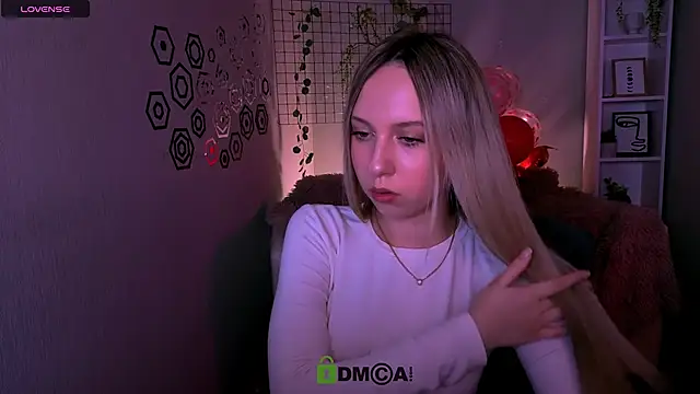 tiffani_murr's cam snapshot