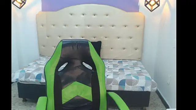 Kathiasaints's cam snapshot