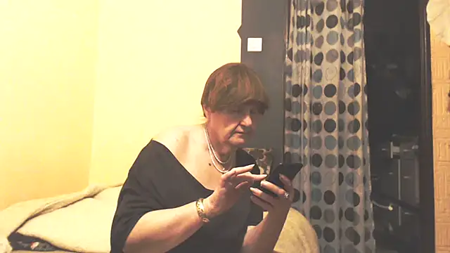 MioritaHard live sex cam