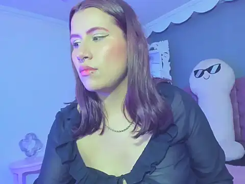 sara_gray__'s cam snapshot