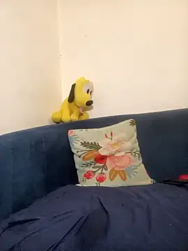 Ur_prisha7's cam snapshot