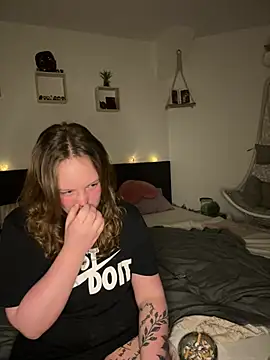 Maryjane-Spidermann live sex cam