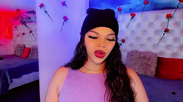 Keira_Fox31 live sex cam