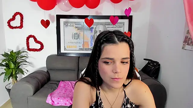 LucianaMoreau's cam snapshot