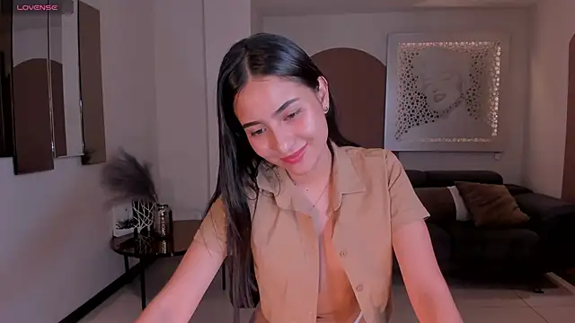 LucieMartin's cam snapshot