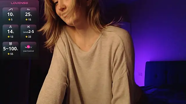 iilovetomatoes's cam snapshot