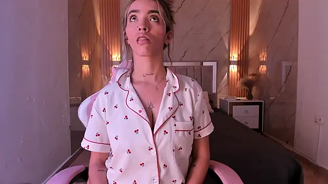 your_whore_Salome's cam snapshot