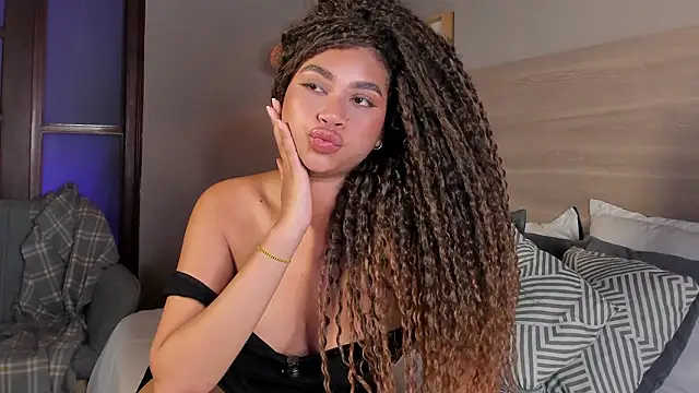 nayah__ live sex cam