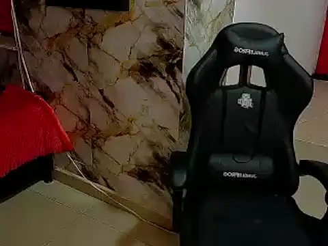 nova_kitttyy's cam snapshot