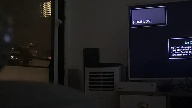 JuliaLuHot80's cam snapshot