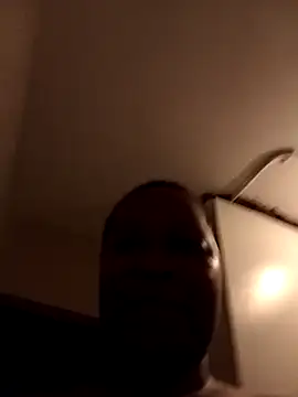 lah17's cam snapshot