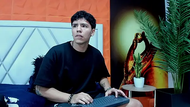 Tobias_Vega's cam snapshot