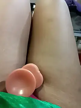 anamik03's cam snapshot