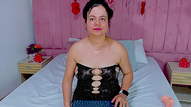 EMILYJOHNSON01's cam snapshot