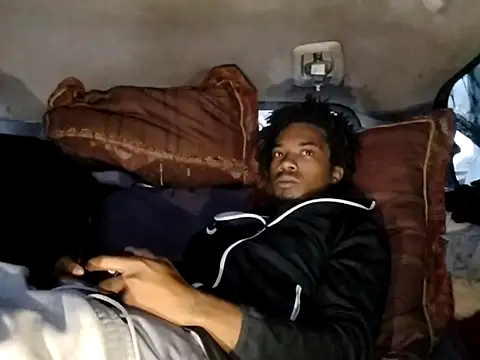 SlimeCrownzOut5's cam snapshot