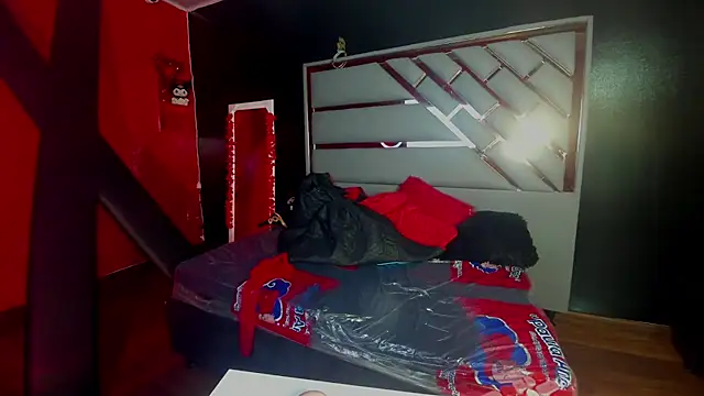 Mia_Miller001's cam snapshot