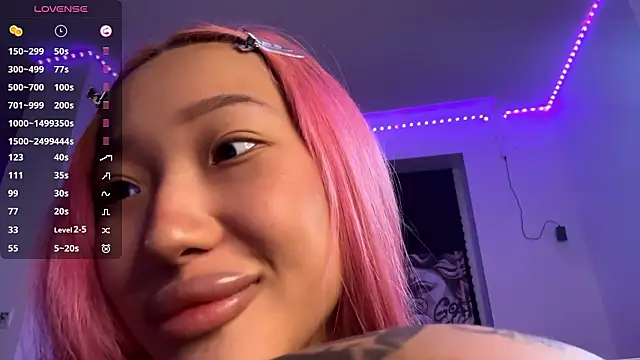 EIeniVanwart's cam snapshot