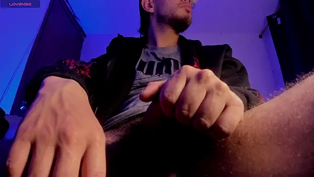 s_sven03's cam snapshot