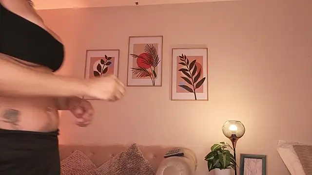 DahianaWalcott live sex cam