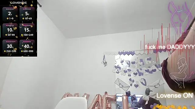 esmeraldamfc live sex cam