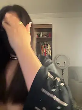 Hot-Sarah-arab live sex cam