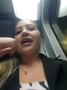 alana_69's cam snapshot