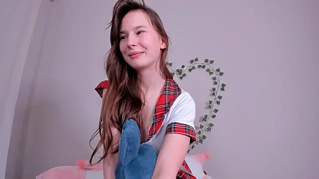 emmelieflorence live sex cam