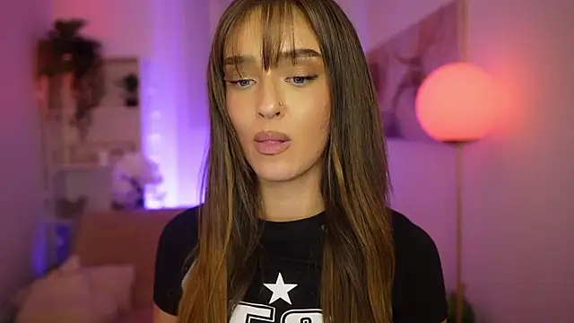 Clara_Nia live sex cam