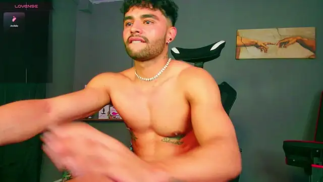 JordanRossie live sex cam