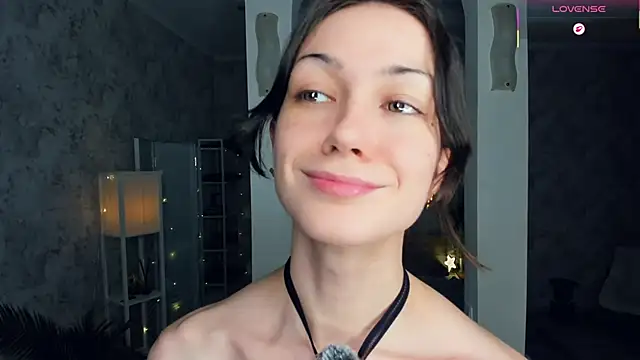 ReneeLippeatt live sex cam