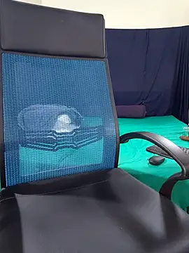 Midnight_Blossom live sex cam